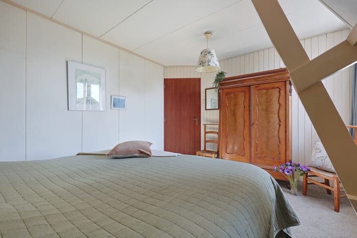 Photo 19 of Middelweg 122