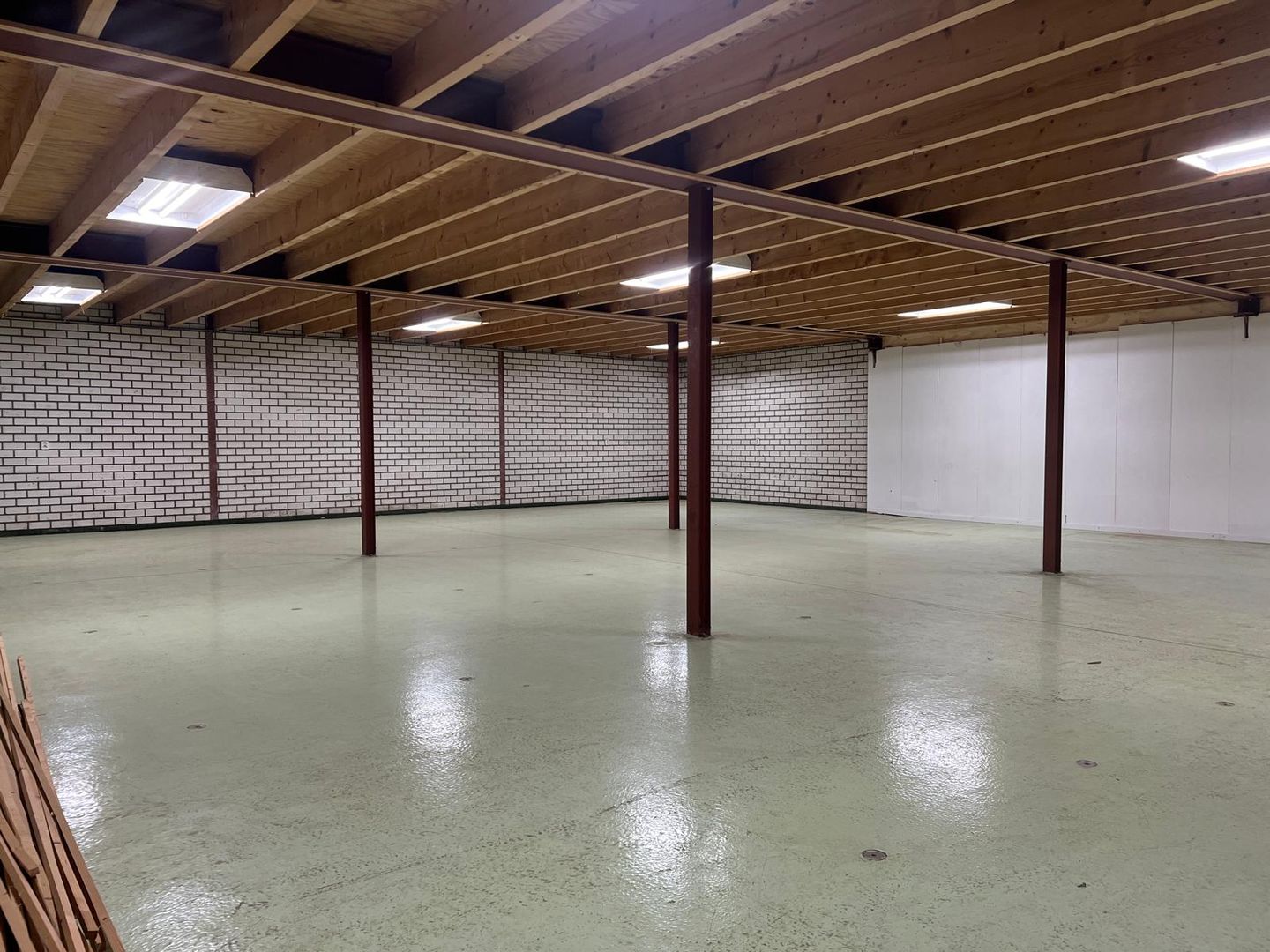 View photo 2 of Nijken 11-a