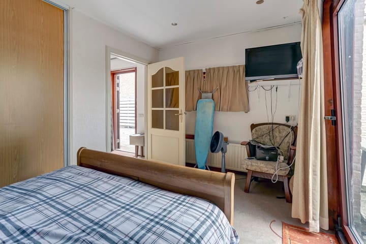 Foto 13 van Ooststraat 25