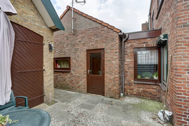 Foto 23 van Ooststraat 25