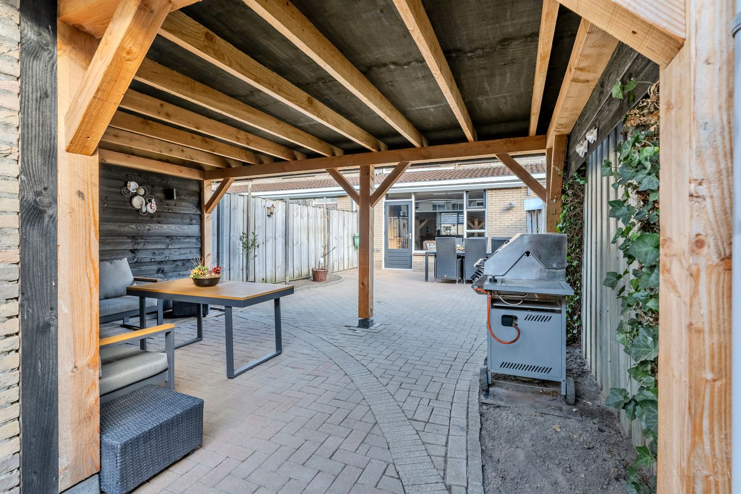 Photo 44 of Kluut 34