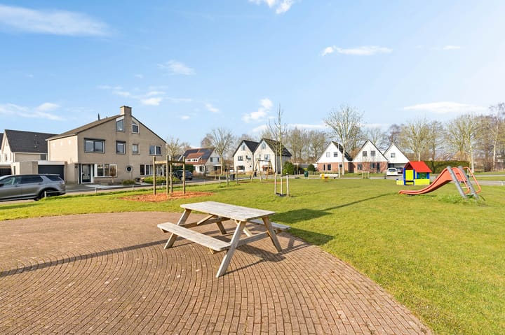 Foto 4 van Helmhout 54