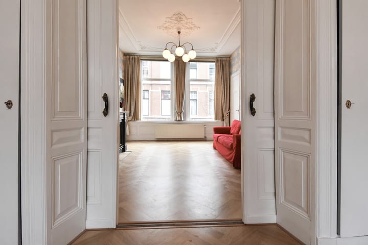 Foto 19 van Obrechtstraat 227