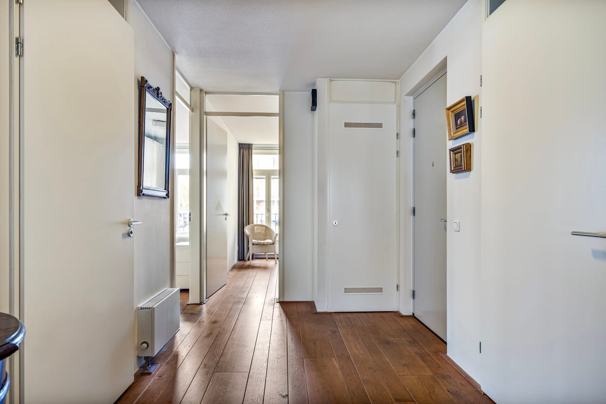 Photo 9 of Castellanie 50