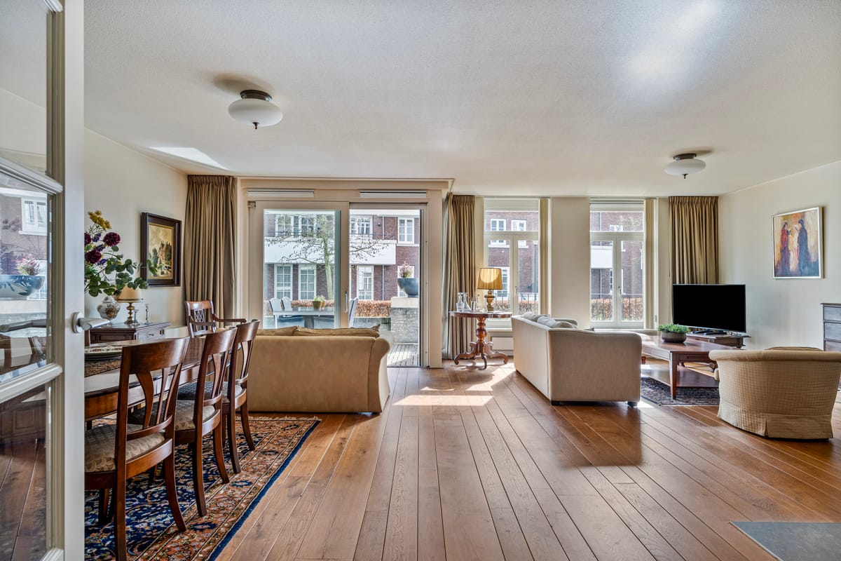 Photo 10 of Castellanie 50