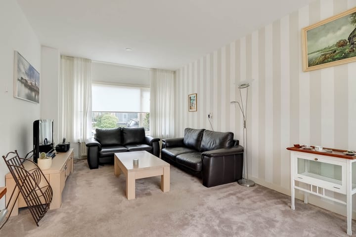 Foto 10 van van den Bosstraat 9