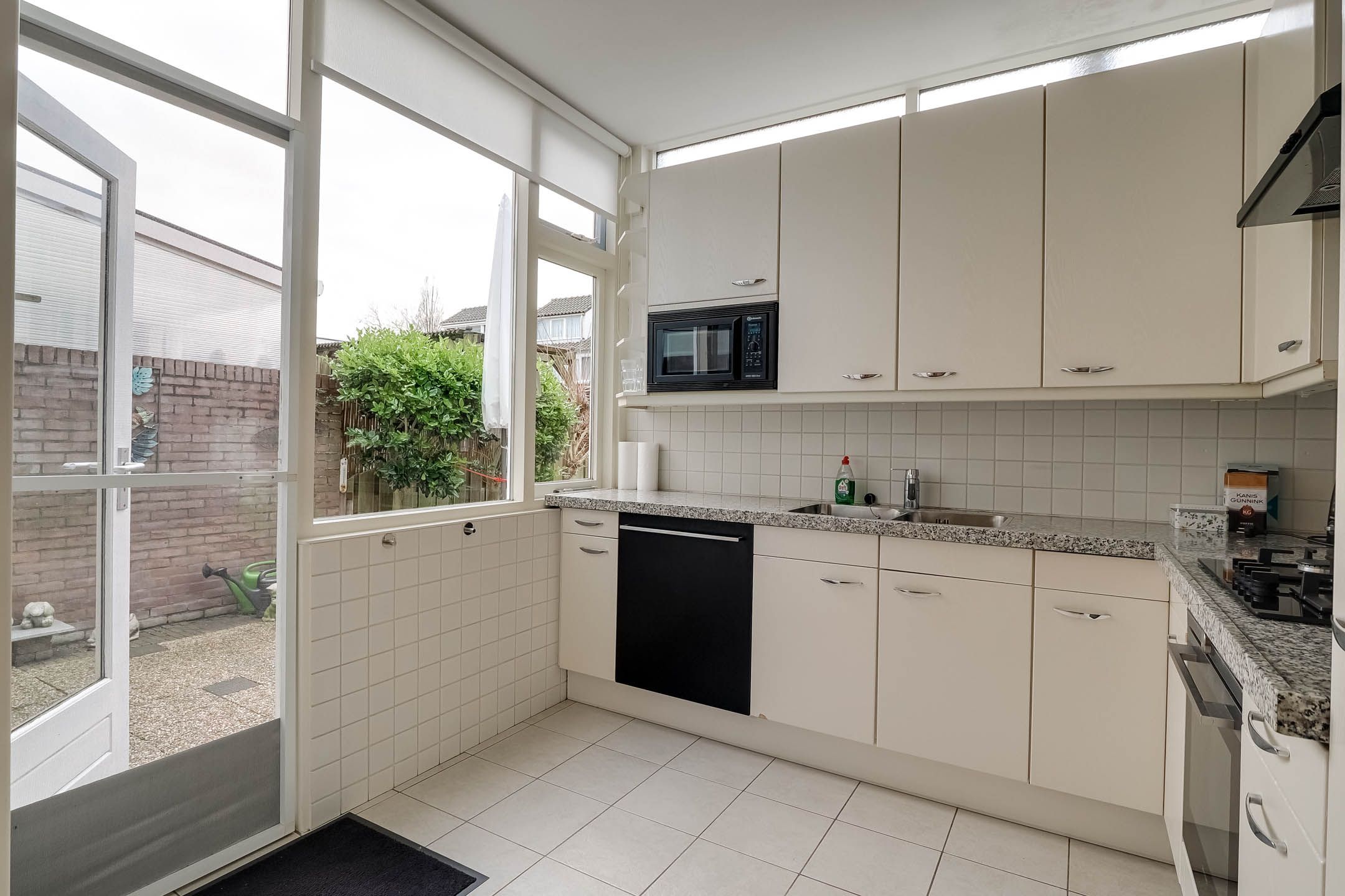 Photo 15 of van den Bosstraat 9