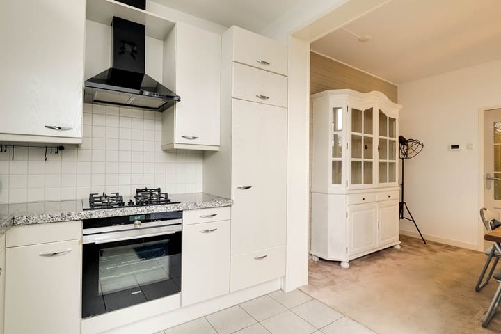 Foto 17 van van den Bosstraat 9