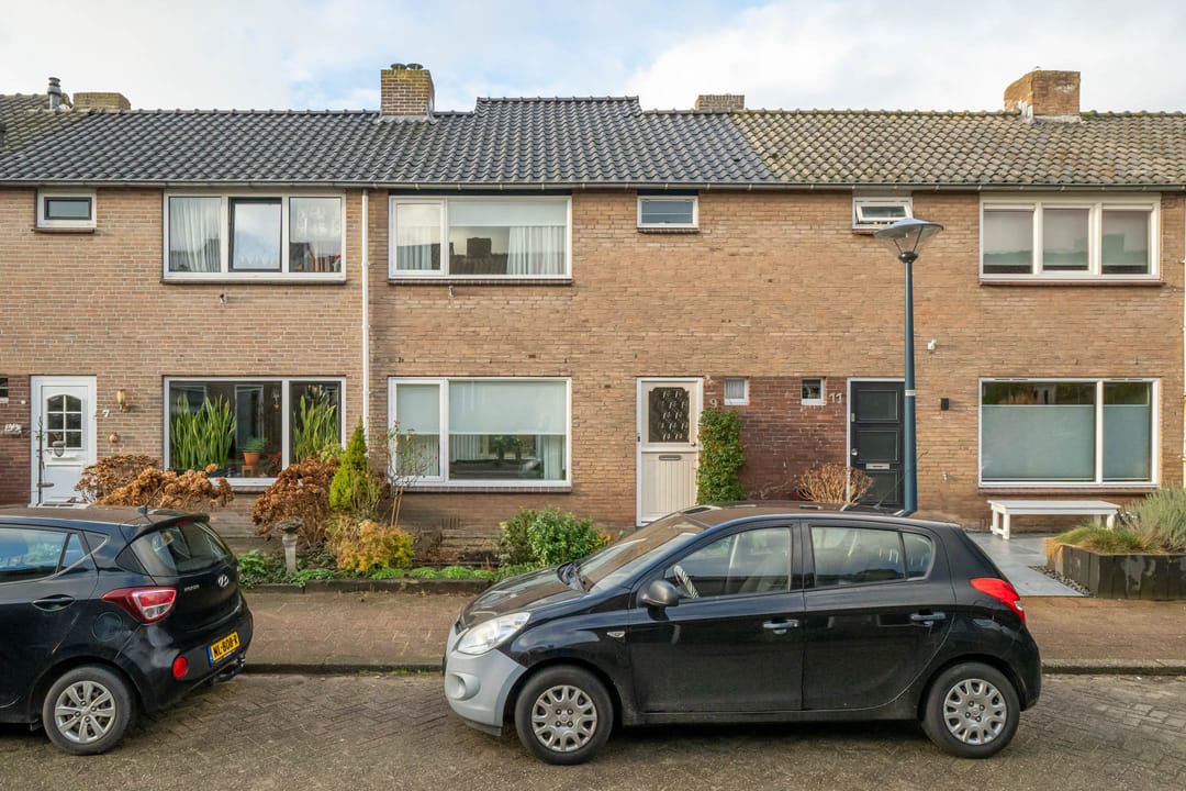 Photo 37 of van den Bosstraat 9