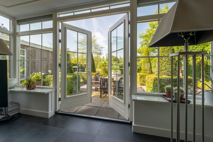 Foto 10 van Tiarastraat 37