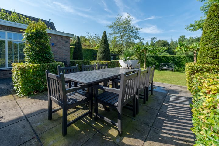 Foto 38 van Tiarastraat 37