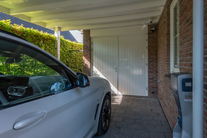 Foto 45 van Tiarastraat 37