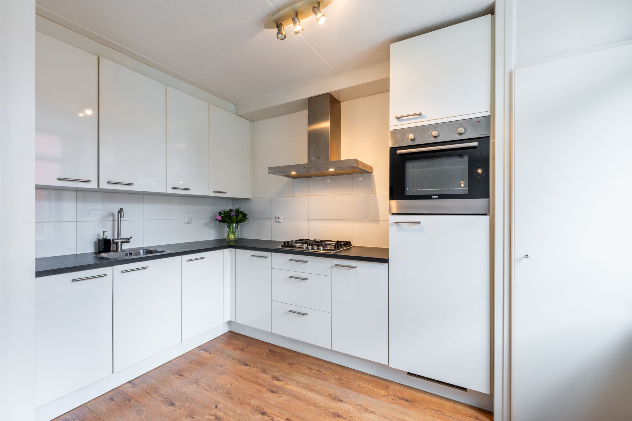 Foto 3 van Dwarsstraat 8