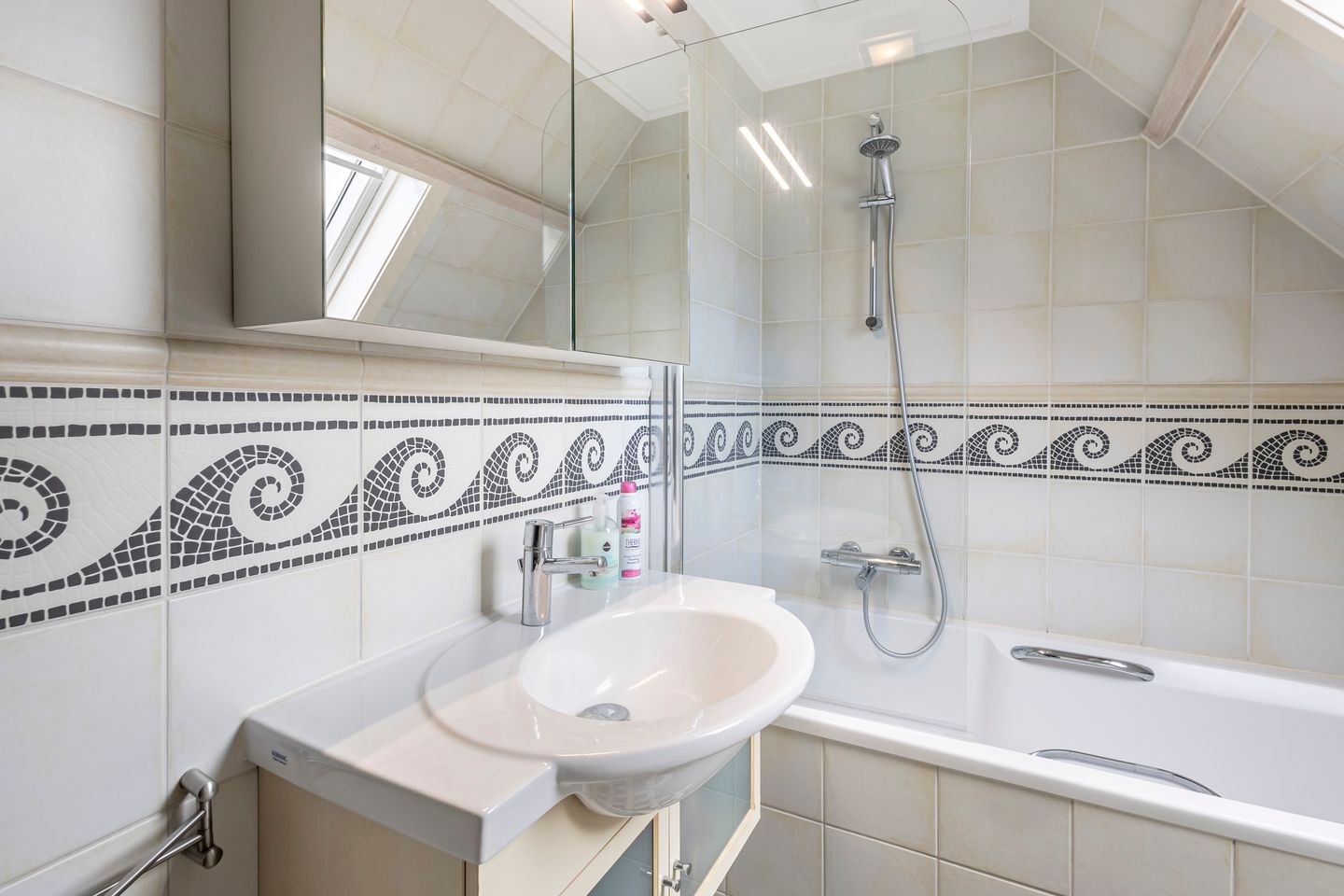 Foto 25 van Rivierdijk 370