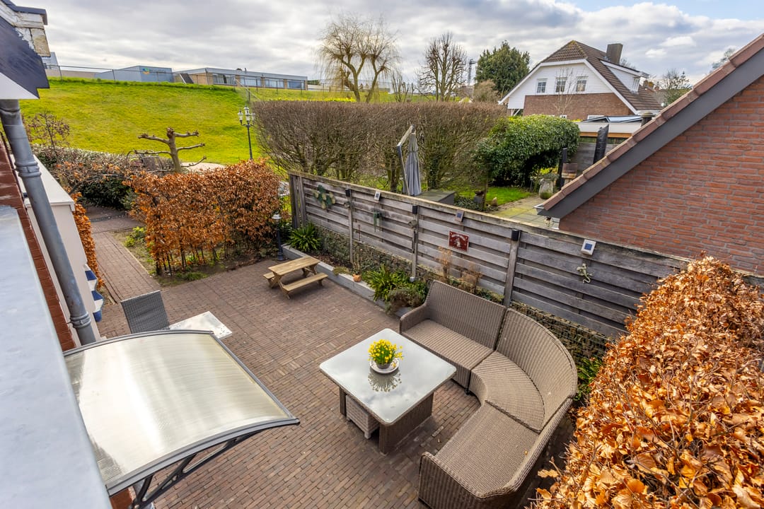 Foto 28 van Rivierdijk 370