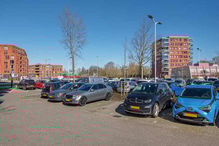 Photo 33 of Willemstraat 108