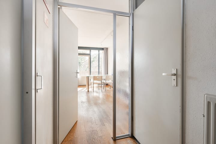 Foto 16 van Petrus Campersingel 31-3