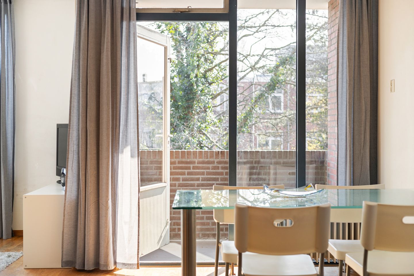 Foto 19 van Petrus Campersingel 31-3