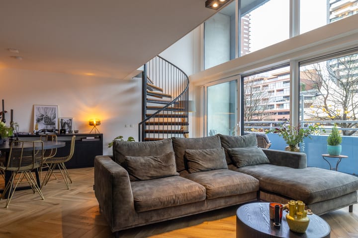 Photo 11 of Wijnbrugstraat 35