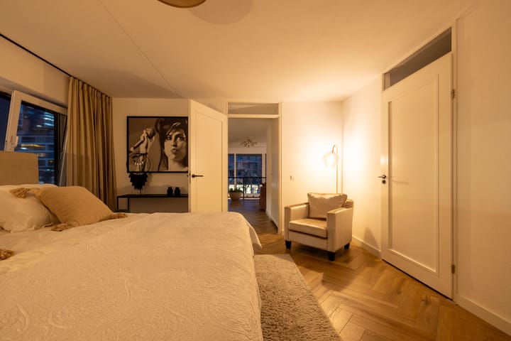 Photo 36 of Wijnbrugstraat 35