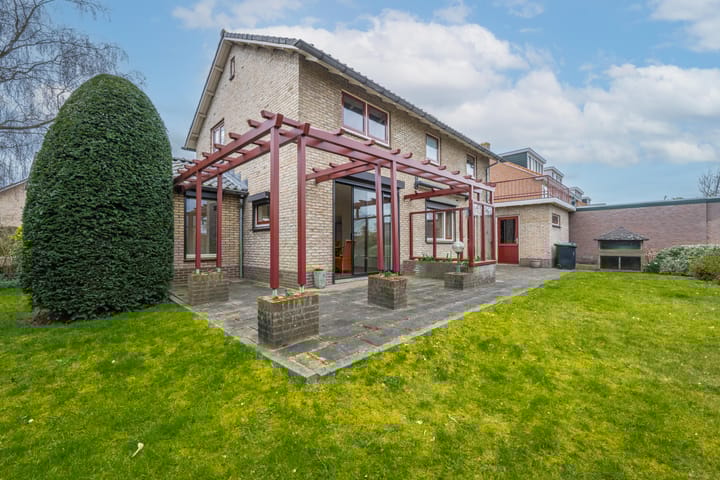 Foto 31 van Sleedoornstraat 1