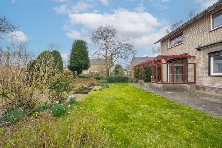 Foto 41 van Sleedoornstraat 1