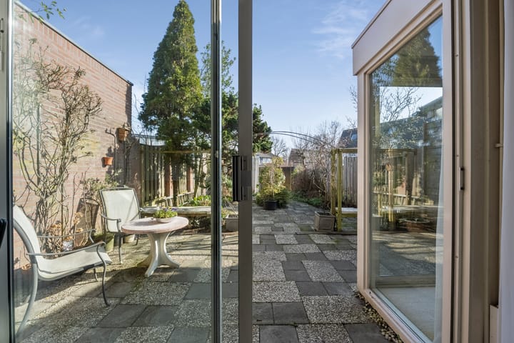 Foto 5 van Schweitzerstraat 111