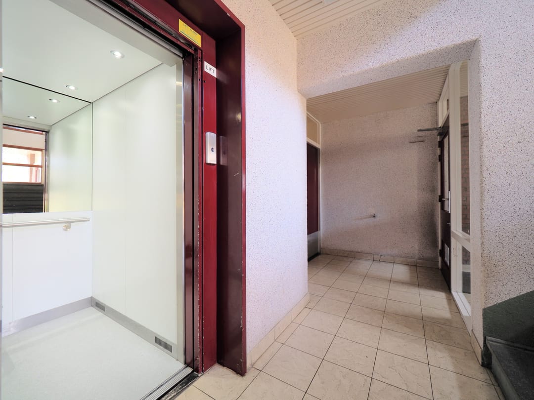 Foto 8 van Menno ter Braakstraat 46