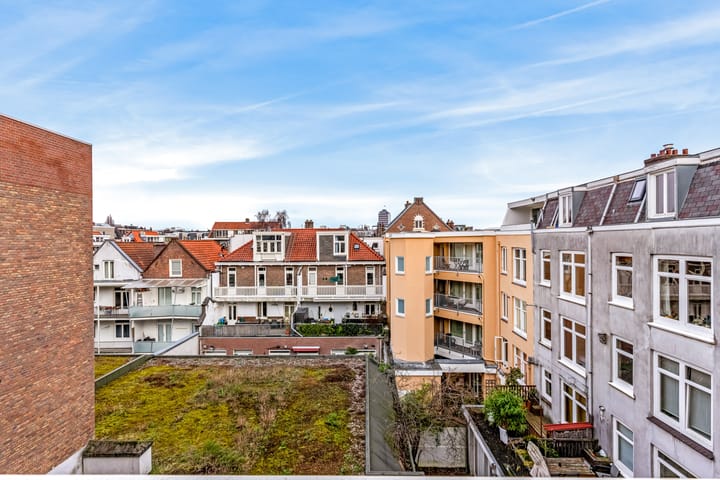 Photo 11 of Pieter Aertszstraat 129-3