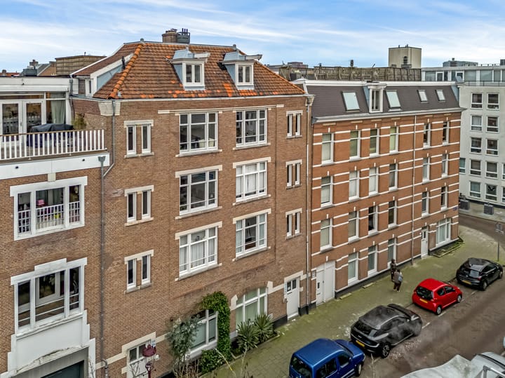 Photo 26 of Pieter Aertszstraat 129-3