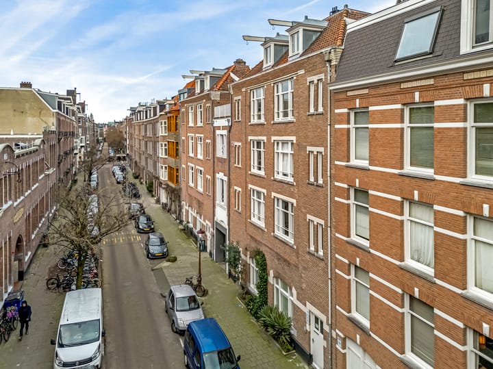 Photo 29 of Pieter Aertszstraat 129-3