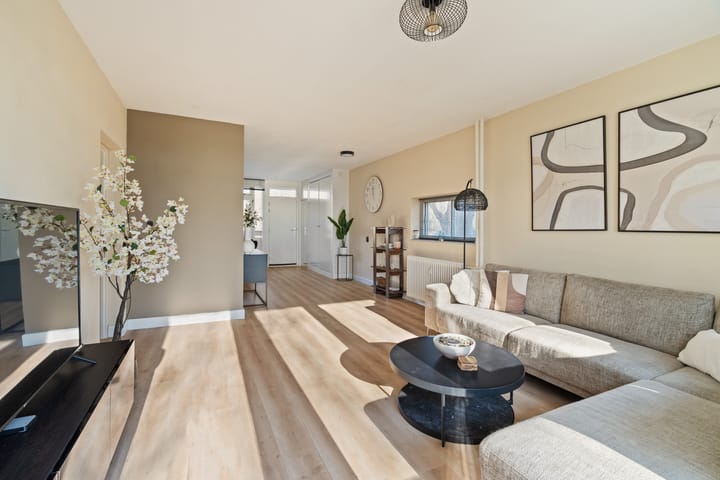 Foto 2 van Robert Kochplaats 213