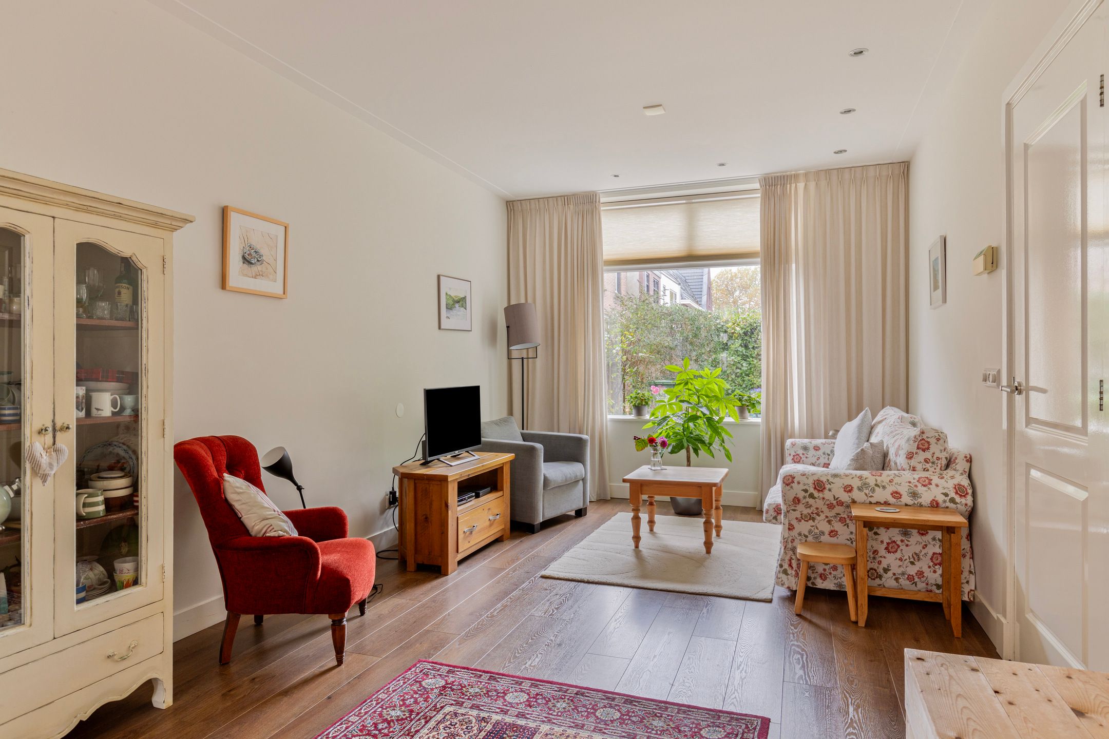 Foto 3 van Julianastraat 15