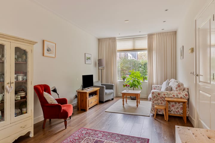 Foto 3 van Julianastraat 15