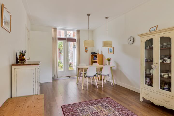 Foto 6 van Julianastraat 15