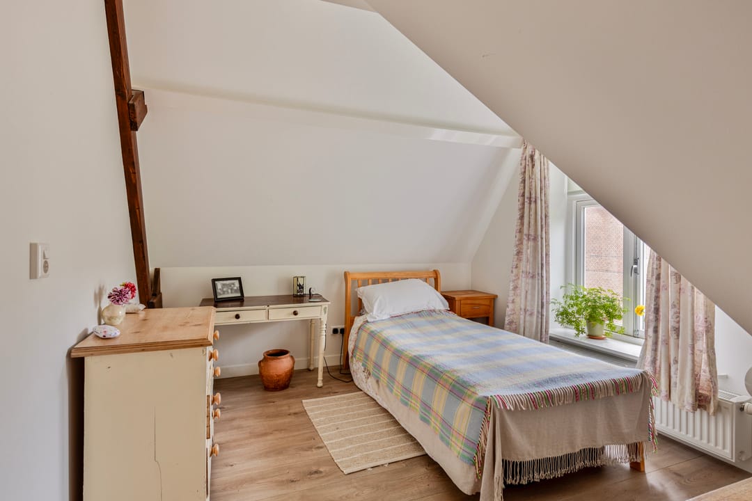 Foto 16 van Julianastraat 15