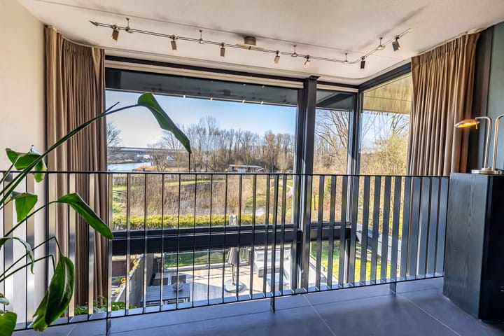 Foto 40 van Klaas Buistlaan 14