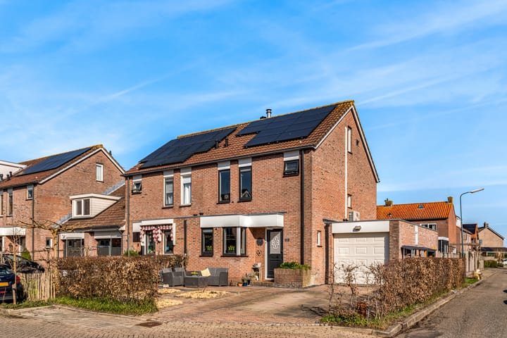 Foto 1 van Burg. de Kockstraat 12