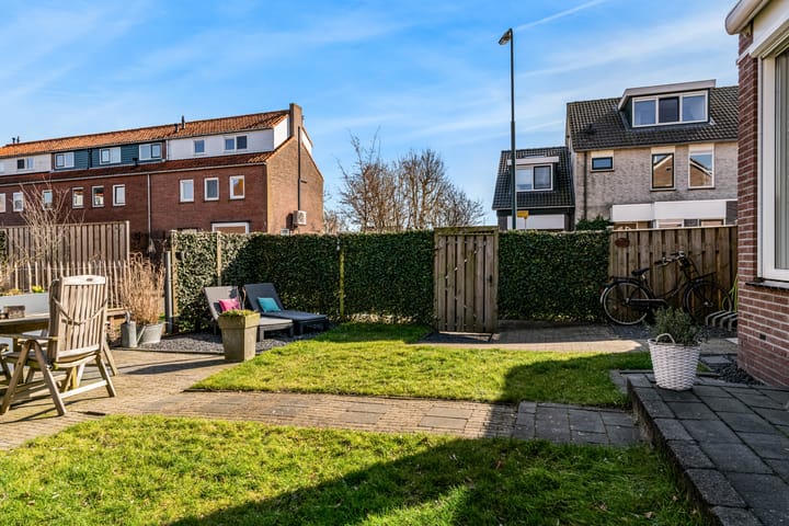 Foto 32 van Burg. de Kockstraat 12