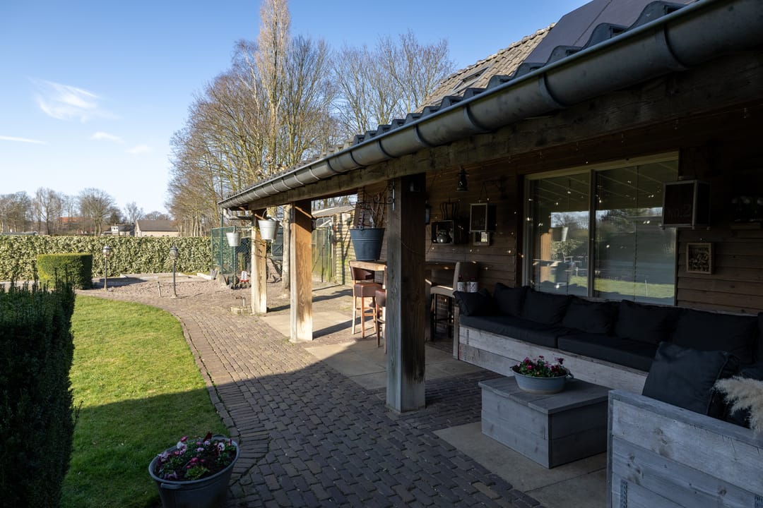 Foto 38 van Meester Bierensweg 27