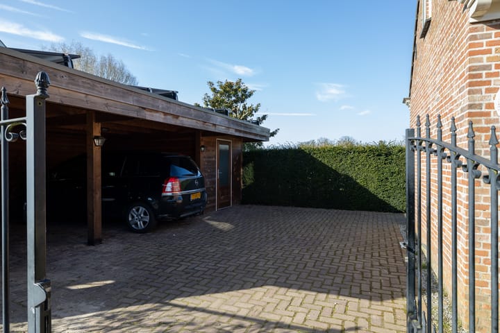 Foto 48 van Meester Bierensweg 27