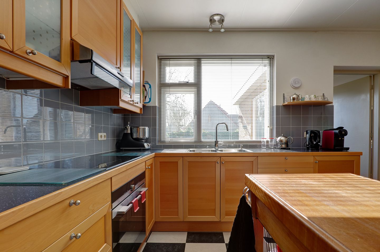 Foto 19 van Nesserweg 1-A