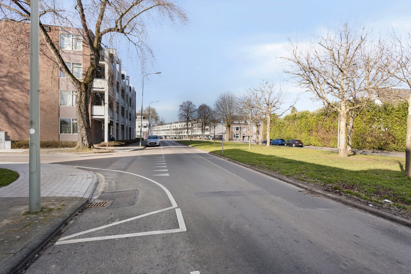 Foto 34 van Peter Huyssenslaan 75