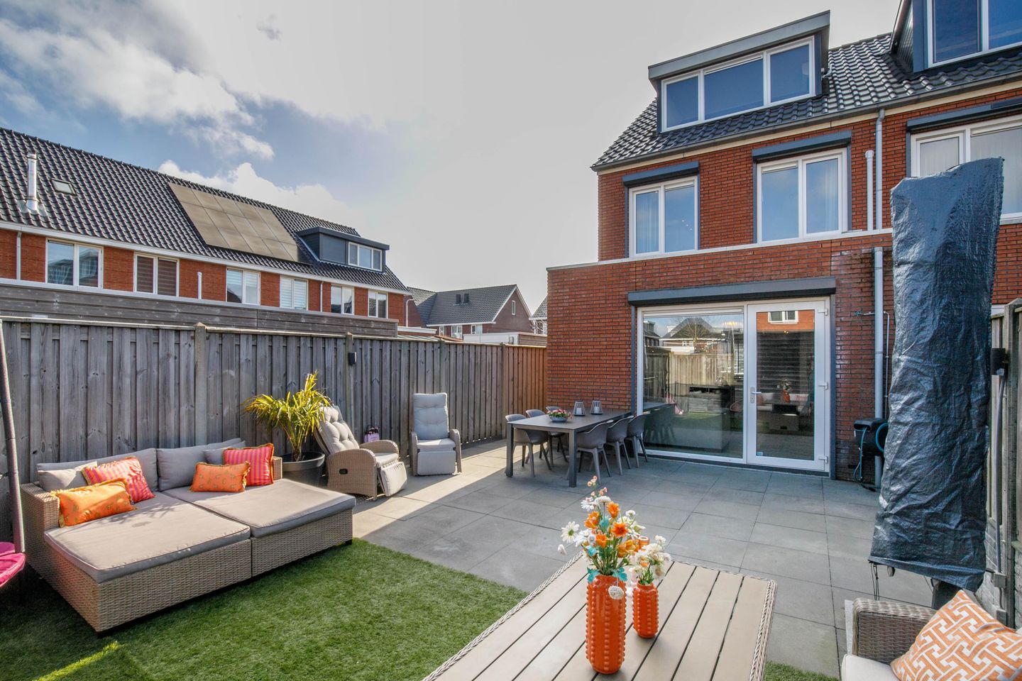 Foto 4 van Kraagroos 47