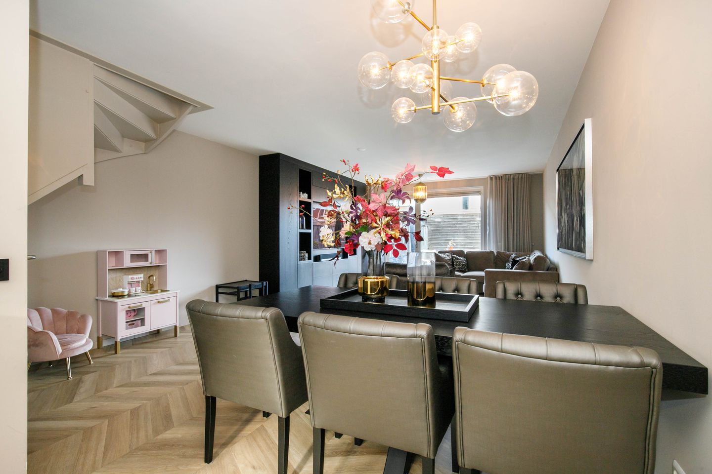 Foto 14 van Kraagroos 47