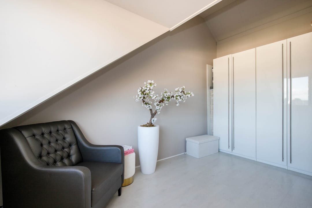 Foto 28 van Kraagroos 47