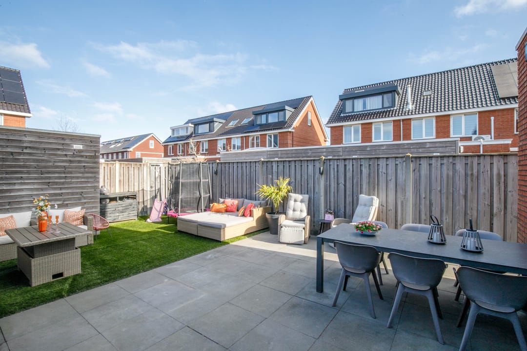 Foto 31 van Kraagroos 47