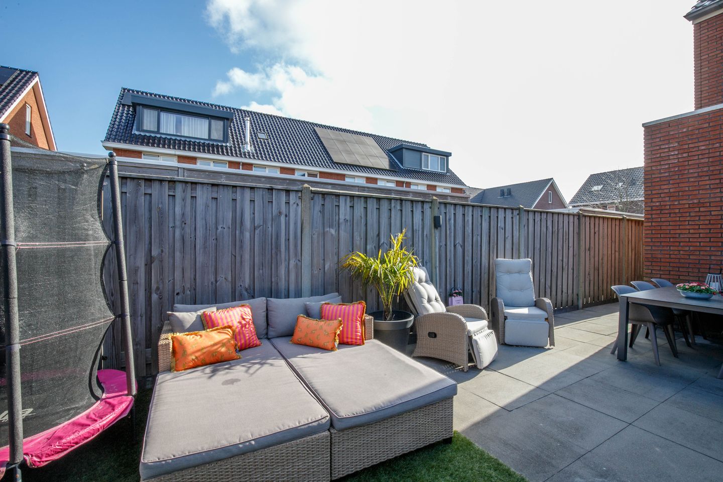 Foto 34 van Kraagroos 47