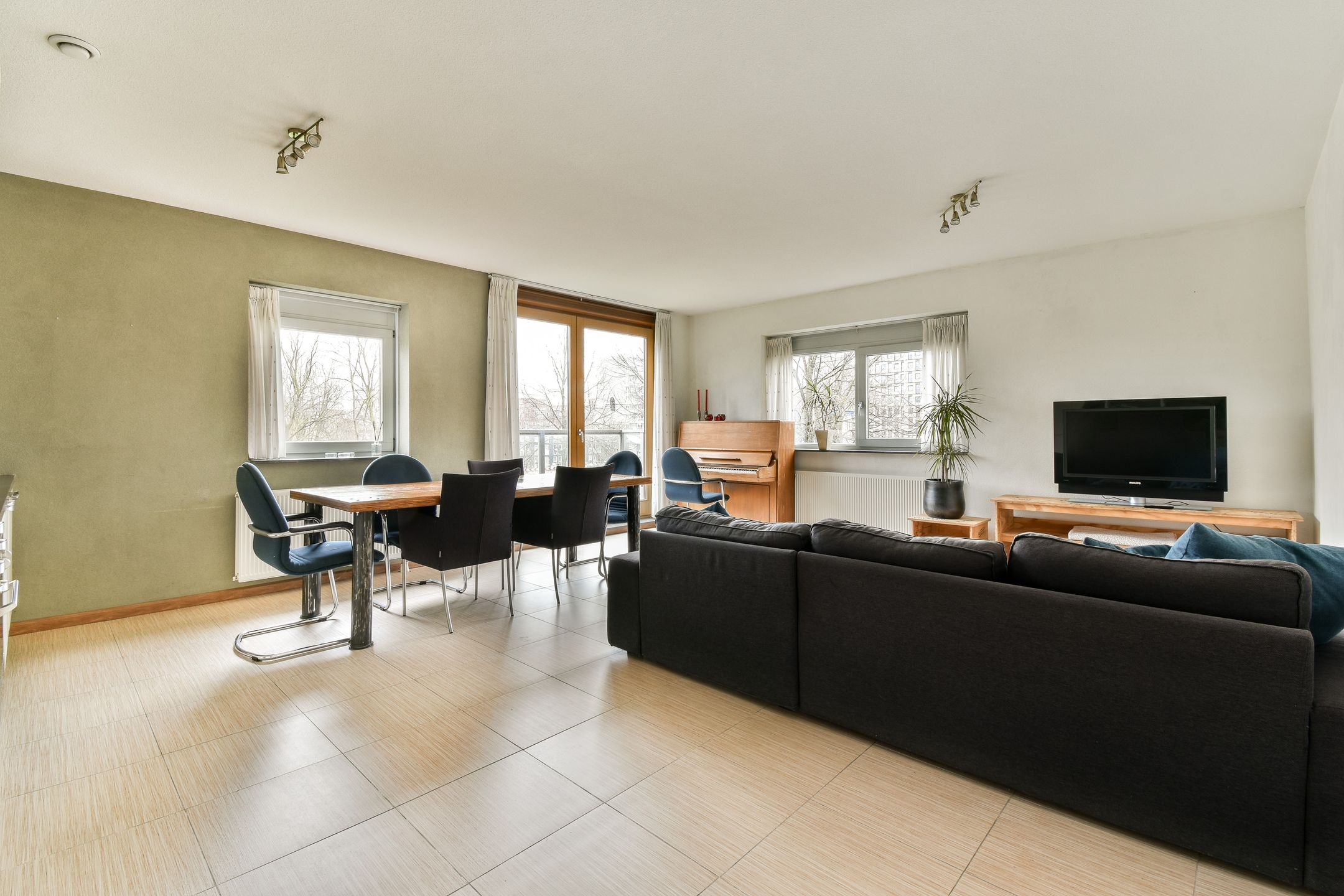 Photo 9 of Anna Blamansingel 240