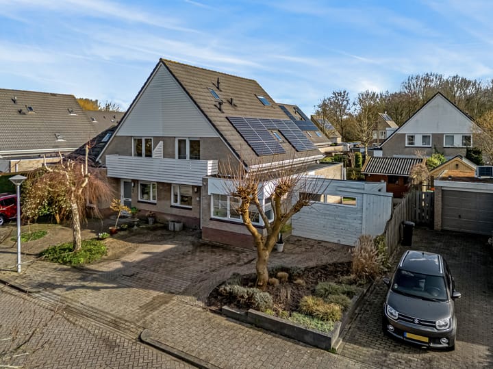 Photo 1 of Hanebalk 66